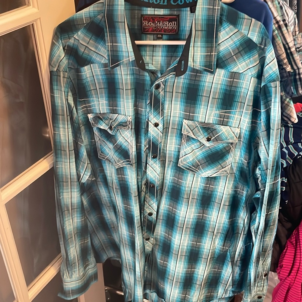EUC Men's Rock & Roll snap button long sleeved shirt